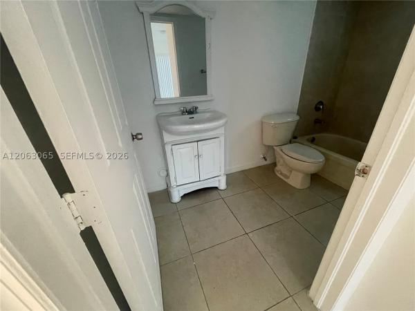 6315 SW 8th St #405, Miami, Florida 33144, image 2