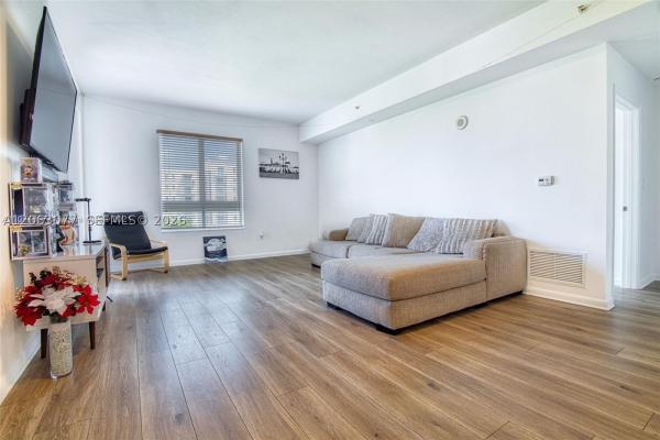 7355 SW 89th St #425N, Miami, Florida 33156, image 1