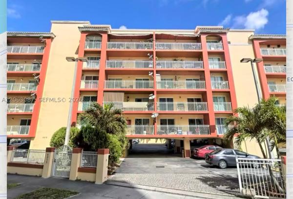 6315 SW 8th St #405, Miami, Florida 33144, image 1