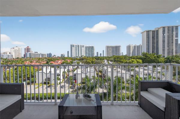 Admirals Port East, 2851 NE 183rd St #605E, Aventura, Florida 33160, image 1