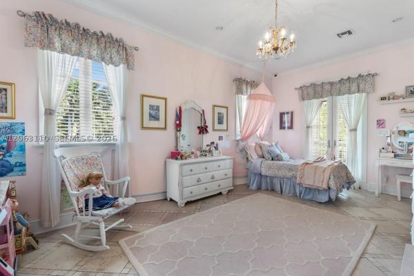 Biscayne Key Estates, 685 Harbor Ln, Key Biscayne, Florida 33149, image 1