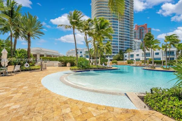 Continuum On South Beach The South Tower, 100 S Pointe Dr #3906, Miami Beach, Florida 33139, image 1