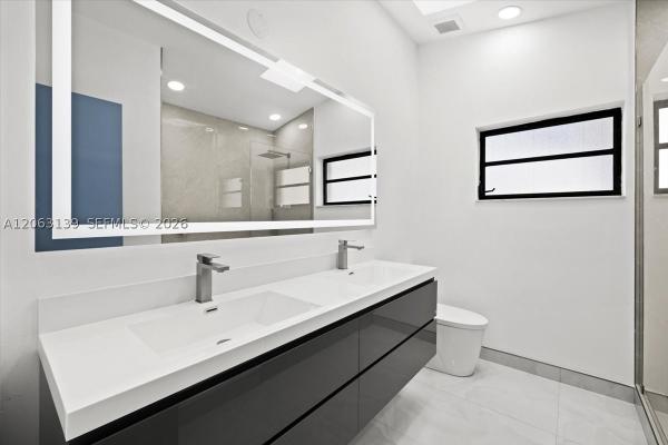 Jacaranda Lakes, 9272 NW 18th St, Plantation, Florida 33322, image 2