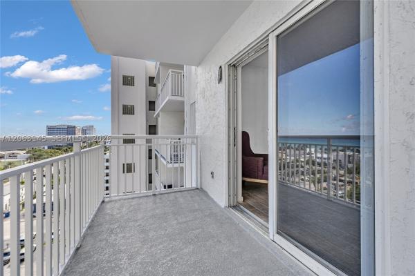 Leisure Beach, 200 S Birch Rd #1015, Fort Lauderdale, Florida 33316, image 3