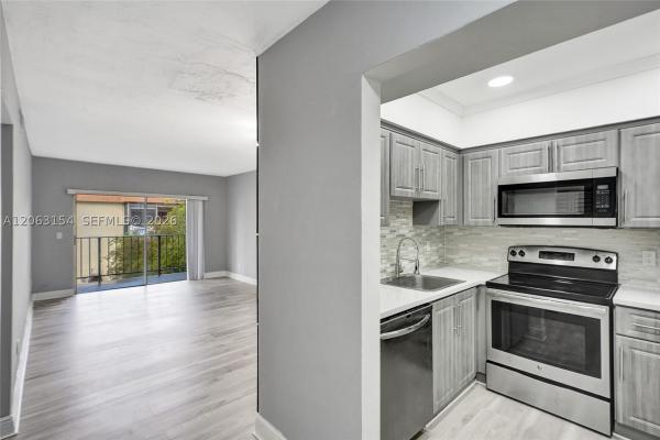13980 NE 2nd Ct #3-2-1, Unincorporated Dade County, Florida 33161, image 2