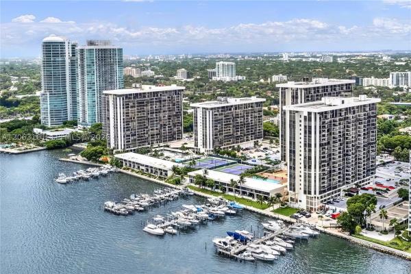 Brickell Place, 1901 Brickell Ave #B512, Miami, Florida 33129, image 3