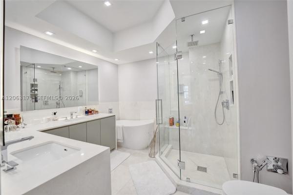Turnberry Village South Tower, 19900 E Country Club Dr #TS-16, Aventura, Florida 33180, image 1