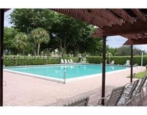 Rolling Hills Golf And Tennis Club, 3100 W Rolling Hills Cir #101, Davie, Florida 33328, image 2