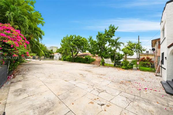 1145 NW 4th St #APT 1, Miami, Florida 33128, image 3