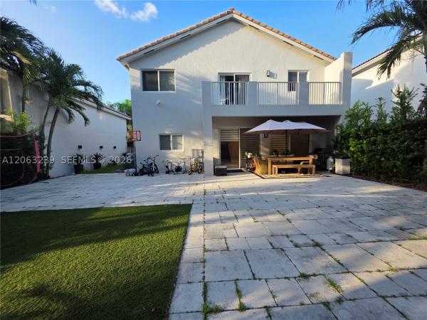 St Croix At Doral Isles, 10797 NW 73rd Ter, Doral, Florida 33178, image 2