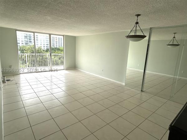 Admirals Port West, 2801 NE 183rd St #508W, Aventura, Florida 33160, image 2