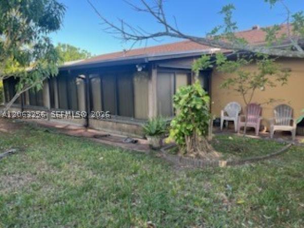 11041 SW 166th Ter, Unincorporated Dade County, Florida 33157, image 2