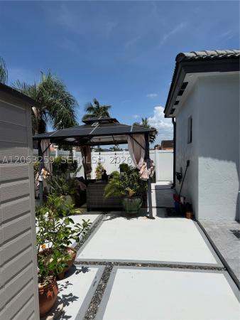 5765 SW 151st Ave, Unincorporated Dade County, Florida 33193, image 1