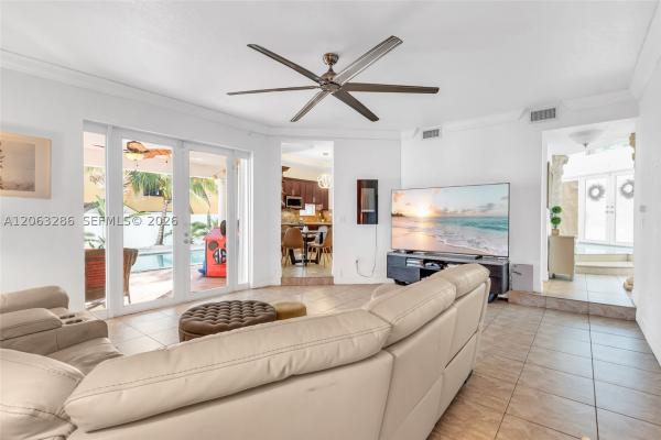 Royal Oaks, 8135 NW 164th Ter, Miami Lakes, Florida 33016, image 3