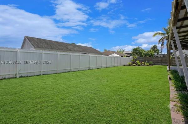 16552 SW 297th Ter, Homestead, Florida 33033, image 2
