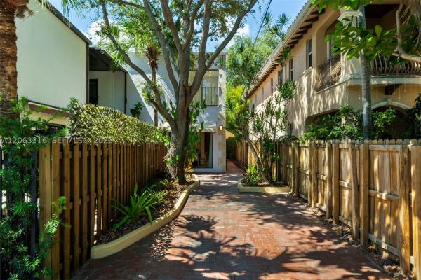 3145 Jackson Ave, Miami, Florida 33133, image 2