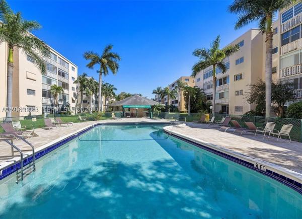 Meadowbrook Towers, 218 NE 12th Ave #507, Hallandale Beach, Florida 33009, image 3