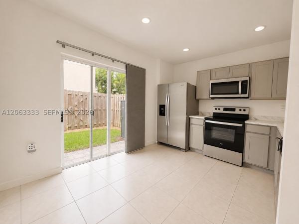 Keys Pointe, 460 NE 4th Ln, Florida City, Florida 33034, image 3