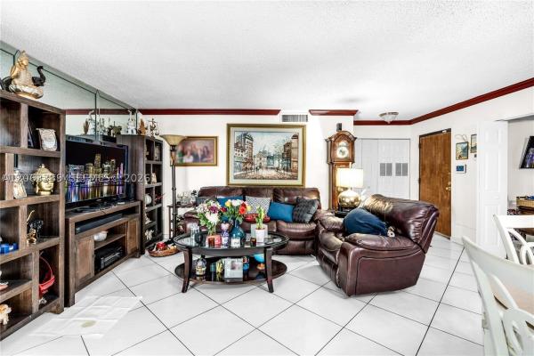 9140 SW 123rd Ct #203, Unincorporated Dade County, Florida 33186, image 3