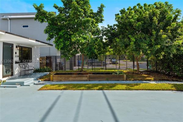 Carters, 3134 Carter St #1, Miami, Florida 33133, image 1