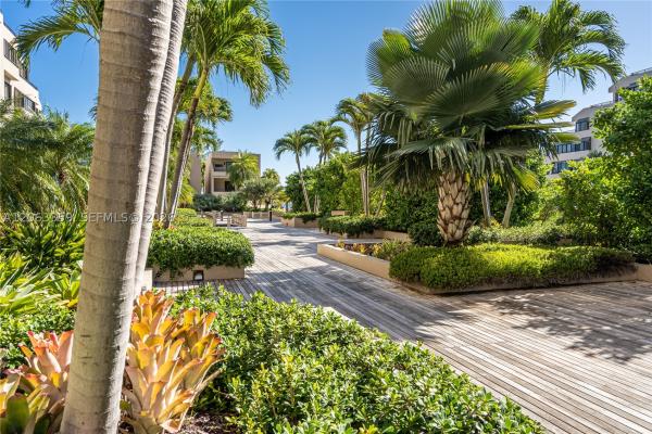 Tidemark At Key Colony, 201 Crandon Blvd #530, Key Biscayne, Florida 33149, image 2