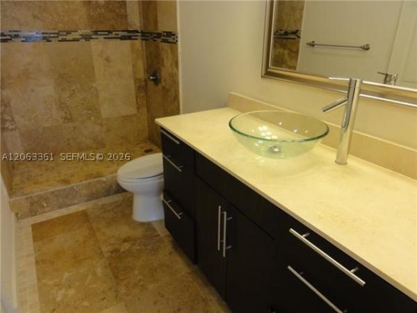 Charter Club, 600 NE 36th St #402, Miami, Florida 33137, image 2