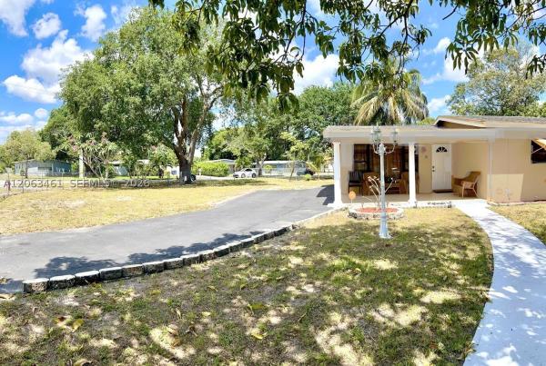 Lauderdale Villas, 1536 NW 15th Ave, Fort Lauderdale, Florida 33311, image 2