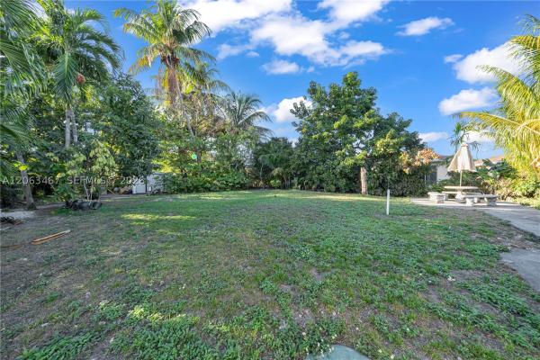 Sweetwater Groves, 11021 SW 4th St, Sweetwater, Florida 33174, image 2