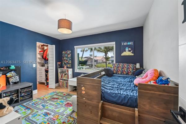 Bonaventure Lakes, 16791 Royal Poinciana Dr, Weston, Florida 33326, image 2