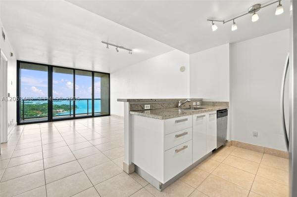 Blue On The Bay, 601 NE 36th St #2308, Miami, Florida 33137, image 3