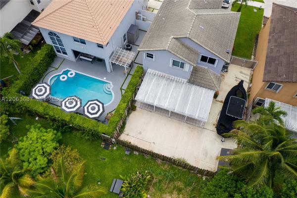 14835 SW 138th Ter, Unincorporated Dade County, Florida 33196, image 1