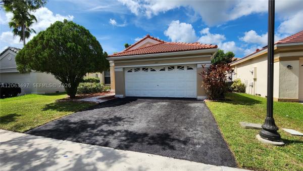 Springside Lake, 924 Falling Water Rd, Weston, Florida 33326, image 3