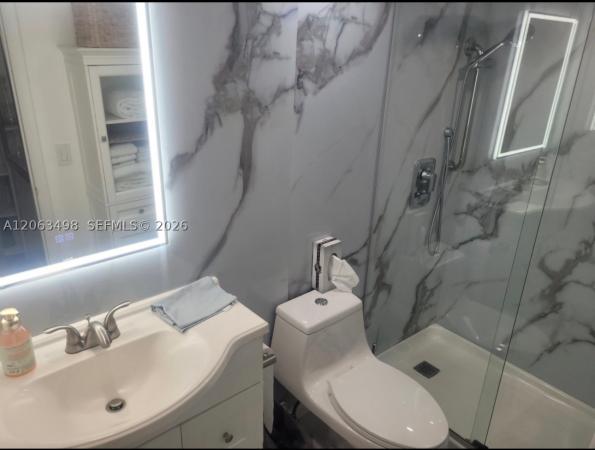 Paradise Harbour, 300 Golden Isles Dr #217, Hallandale Beach, Florida 33009, image 2