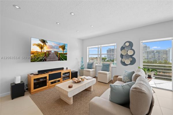 Fairways Riviera, 400 Diplomat Pkwy #704, Hallandale Beach, Florida 33009, image 3