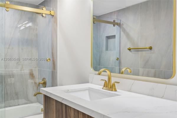 Jacaranda Pointe, 9613 NW 8th Cir, Plantation, Florida 33324, image 3