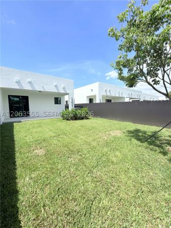 12368 SW 219th St, Unincorporated Dade County, Florida 33170, image 2