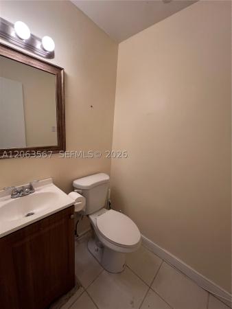 Hollywood Gardens, 2750 N 34th Ave #9D, Hollywood, Florida 33021, image 2