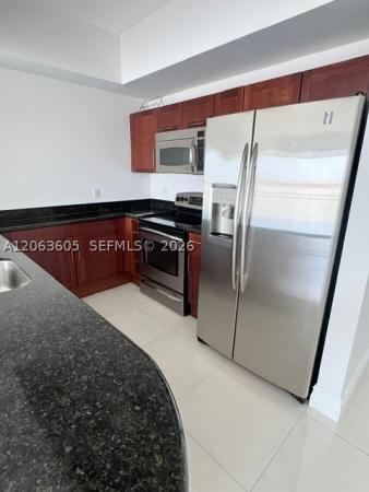 7275 SW 90th St #C413, Unincorporated Dade County, Florida 33156, image 2
