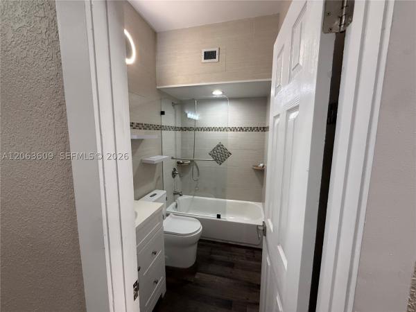 Harbourwood Villas, 2645 S Parkview Dr, Hallandale Beach, Florida 33009, image 3