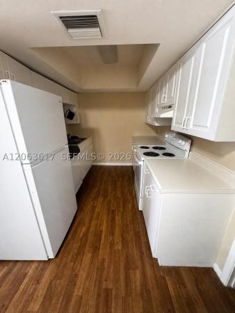 Southern Courtyard, 2008 S 10th St #C, Fort Pierce, Florida 34950, image 2