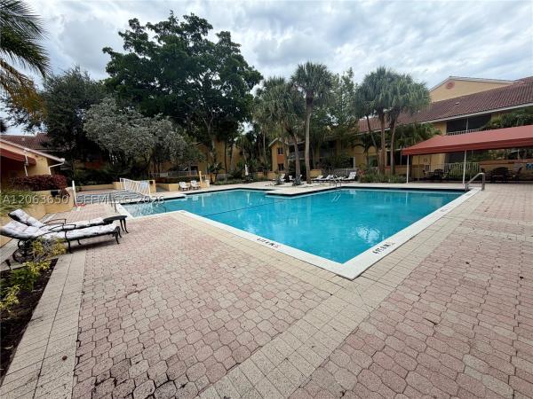 Napoli Gardens, 1012 Coral Club Dr, Coral Springs, Florida 33071, image 3