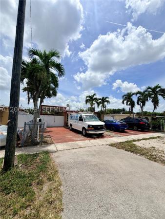 Hialeah No HOA, 142 E 45th St, Hialeah, Florida 33013, image 3