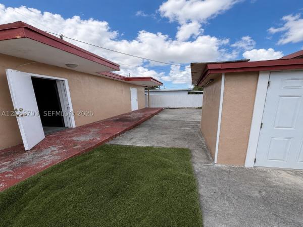 Hialeah No HOA, 142 E 45th St, Hialeah, Florida 33013, image 3