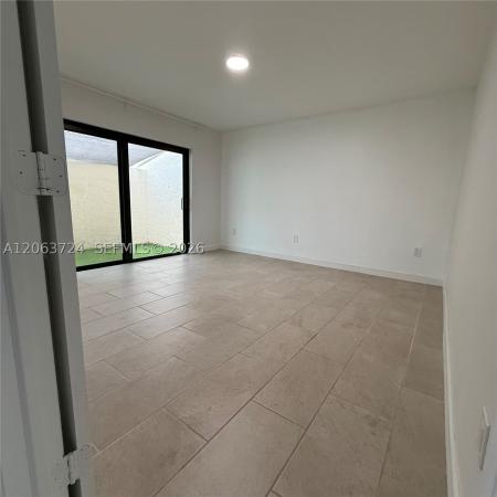 10672 SW 79th Ter, Unincorporated Dade County, Florida 33173, image 2