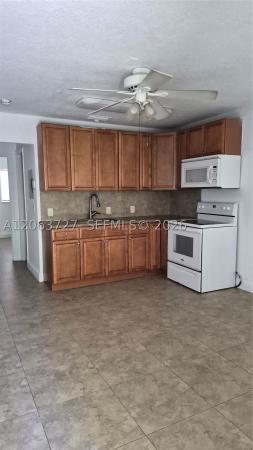 Fort Lauderdale Estates, 1480 NW 20th Ct #A-D, Fort Lauderdale, Florida 33311, image 1