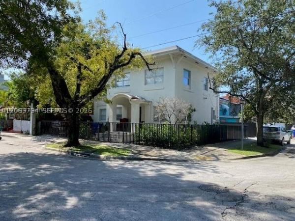 876 SW 2nd St, Miami, Florida 33130, image 1
