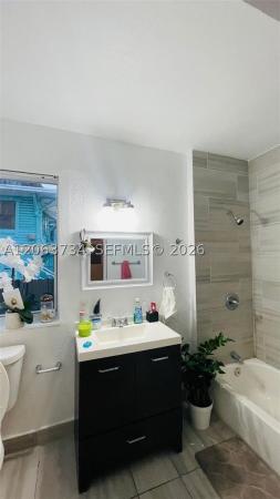 876 SW 2nd St, Miami, Florida 33130, image 3