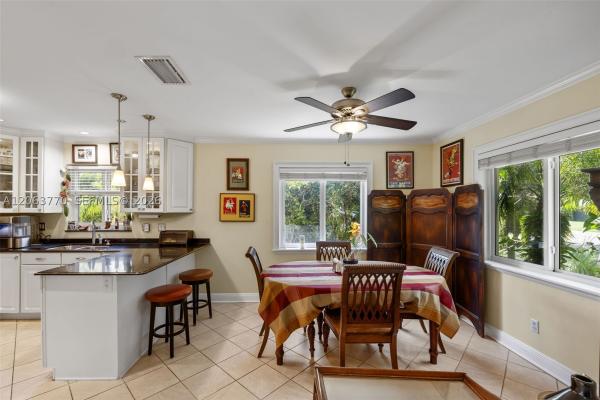 Dunnings Miami Shores, 14 NW 109th St, Miami Shores, Florida 33168, image 1