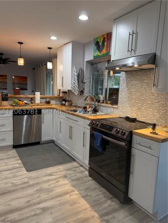 Sunrise Golf Village, 3600 NW 113th Ave, Sunrise, Florida 33323, image 2