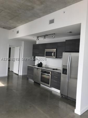 Centro, 151 SE 1st St #2801, Miami, Florida 33131, image 2